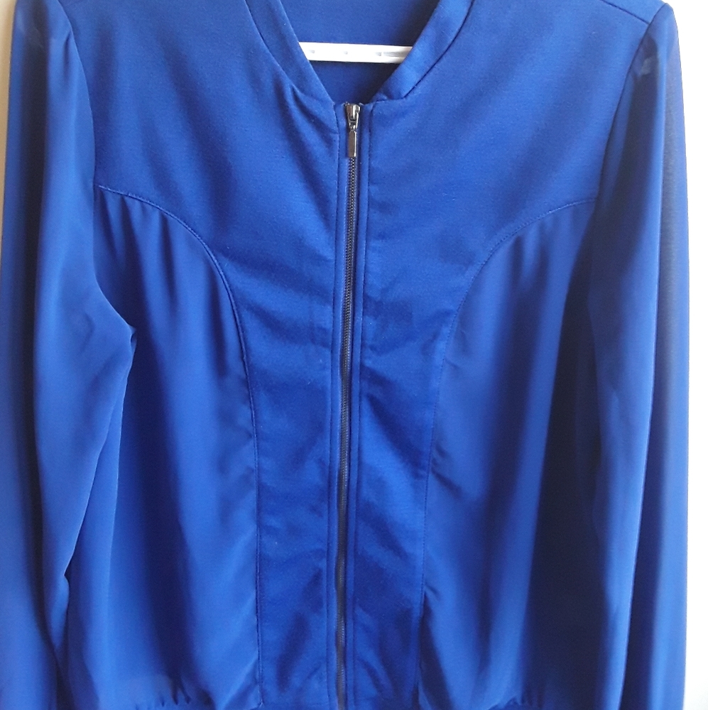 Reitman blue long sleeve with zipper women's top